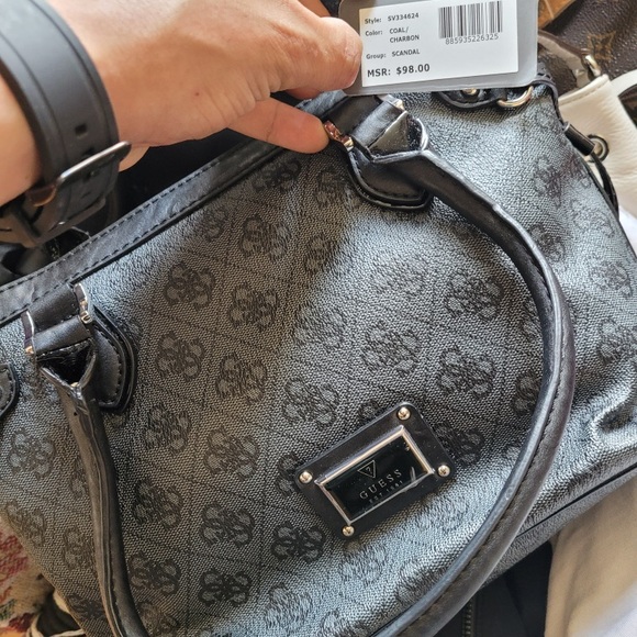 Purse’s - Picture 3 of 4